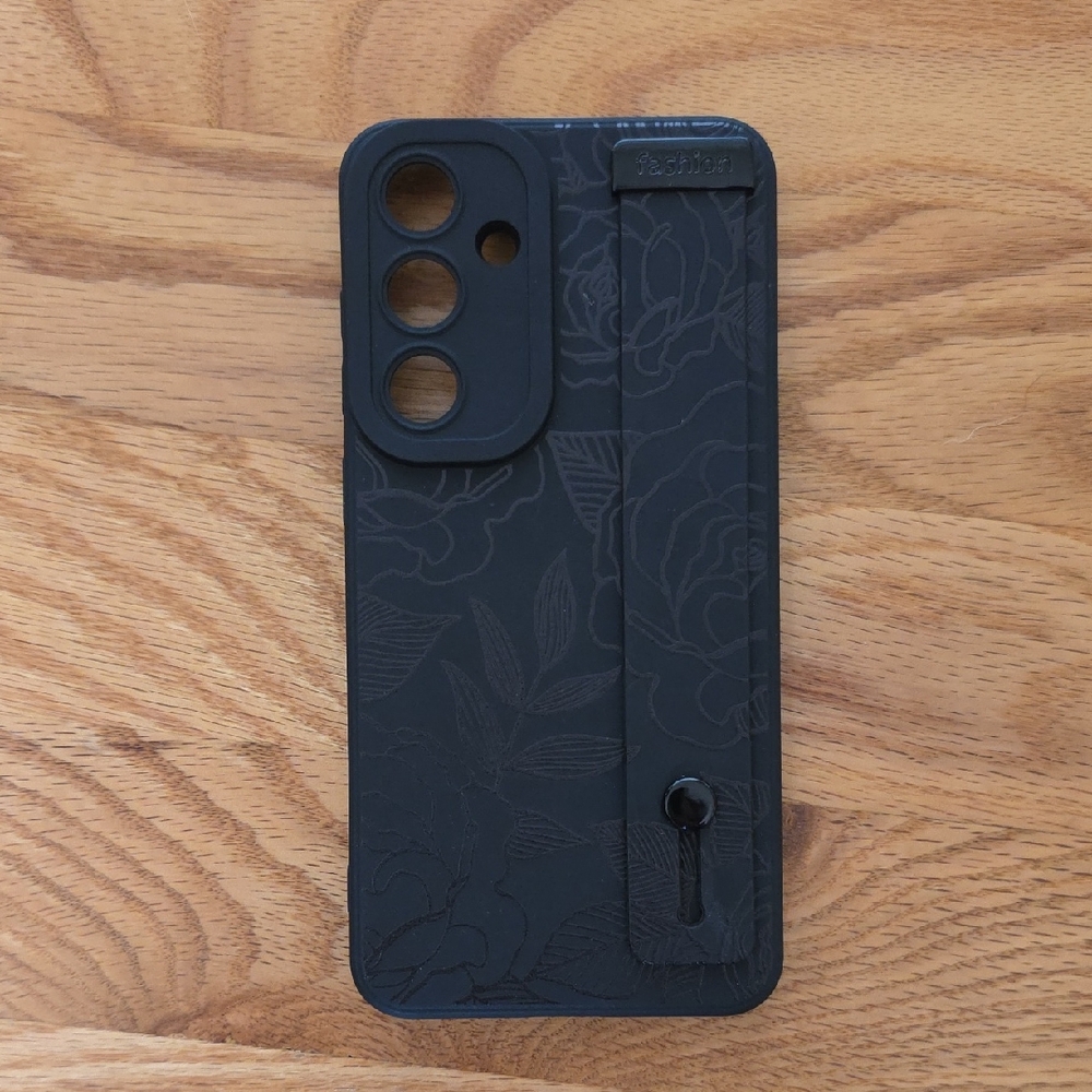Matte Floral Samsung S25+ Case With Strap